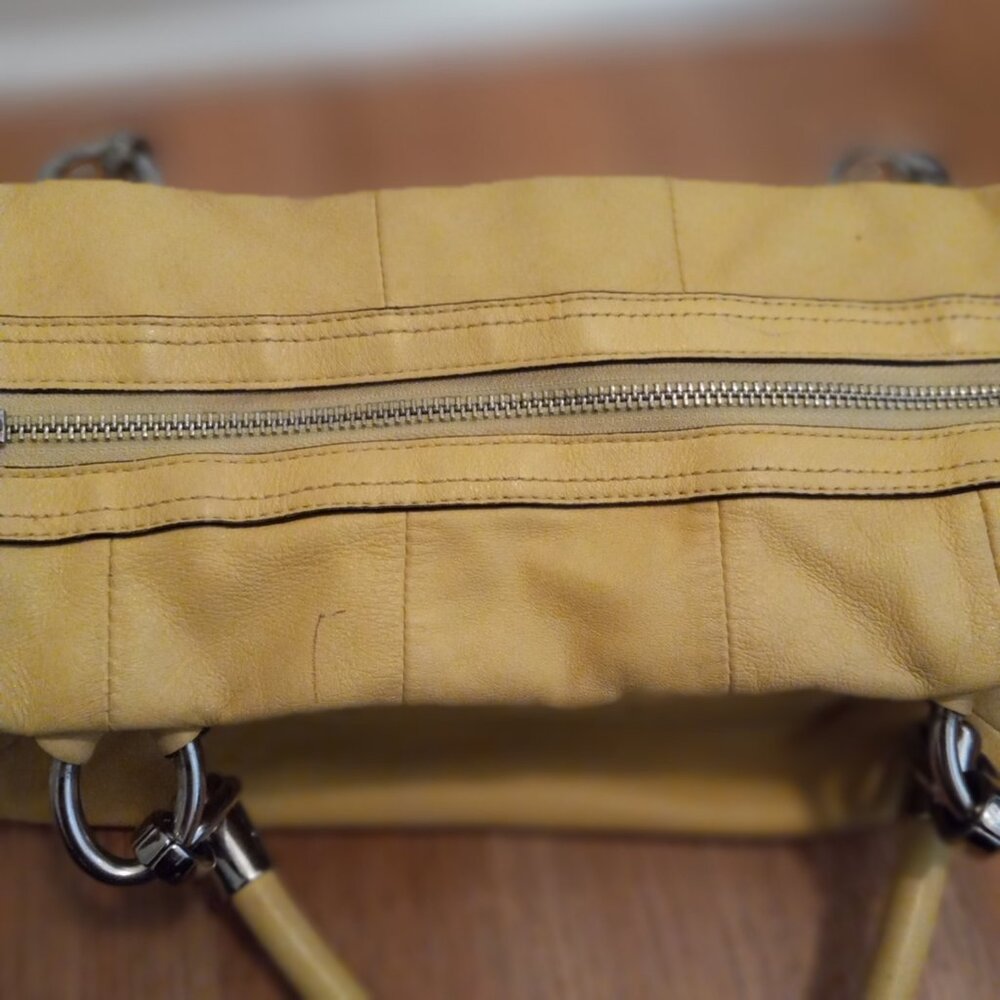 Coach Purse Yellow and Silver - Picture 11 of 15